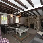 Sands Farm Lodge