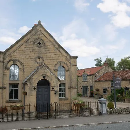 Sands Farm Lodge