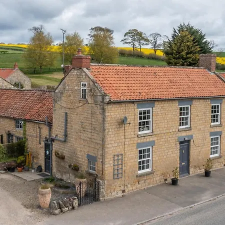 Sands Farm *